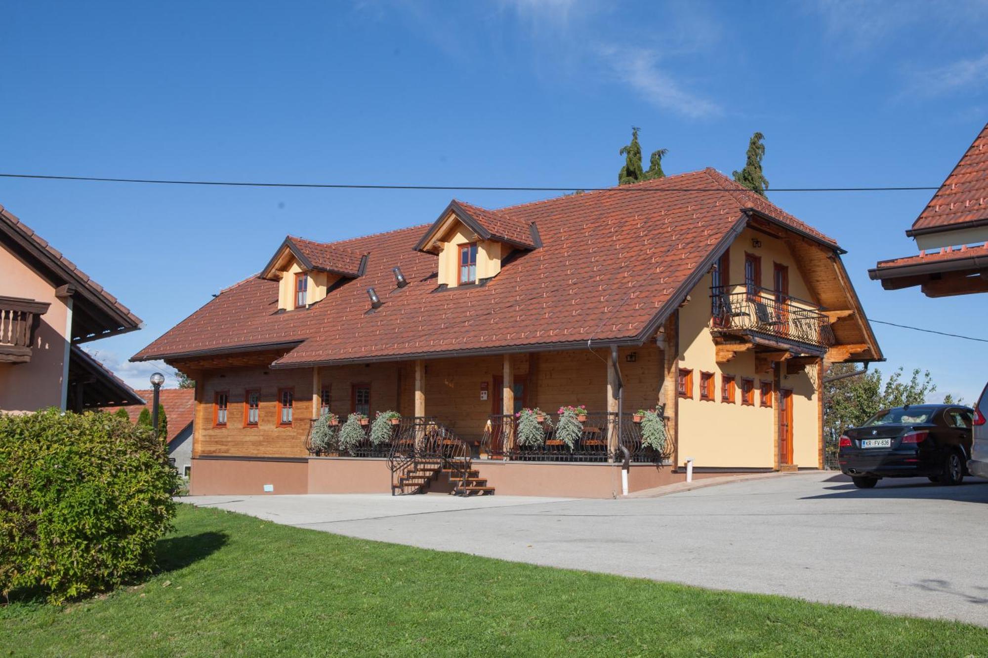 Bed and Breakfast Wine & Tourism Bracko Spodnji Jakobski Dol Esterno foto