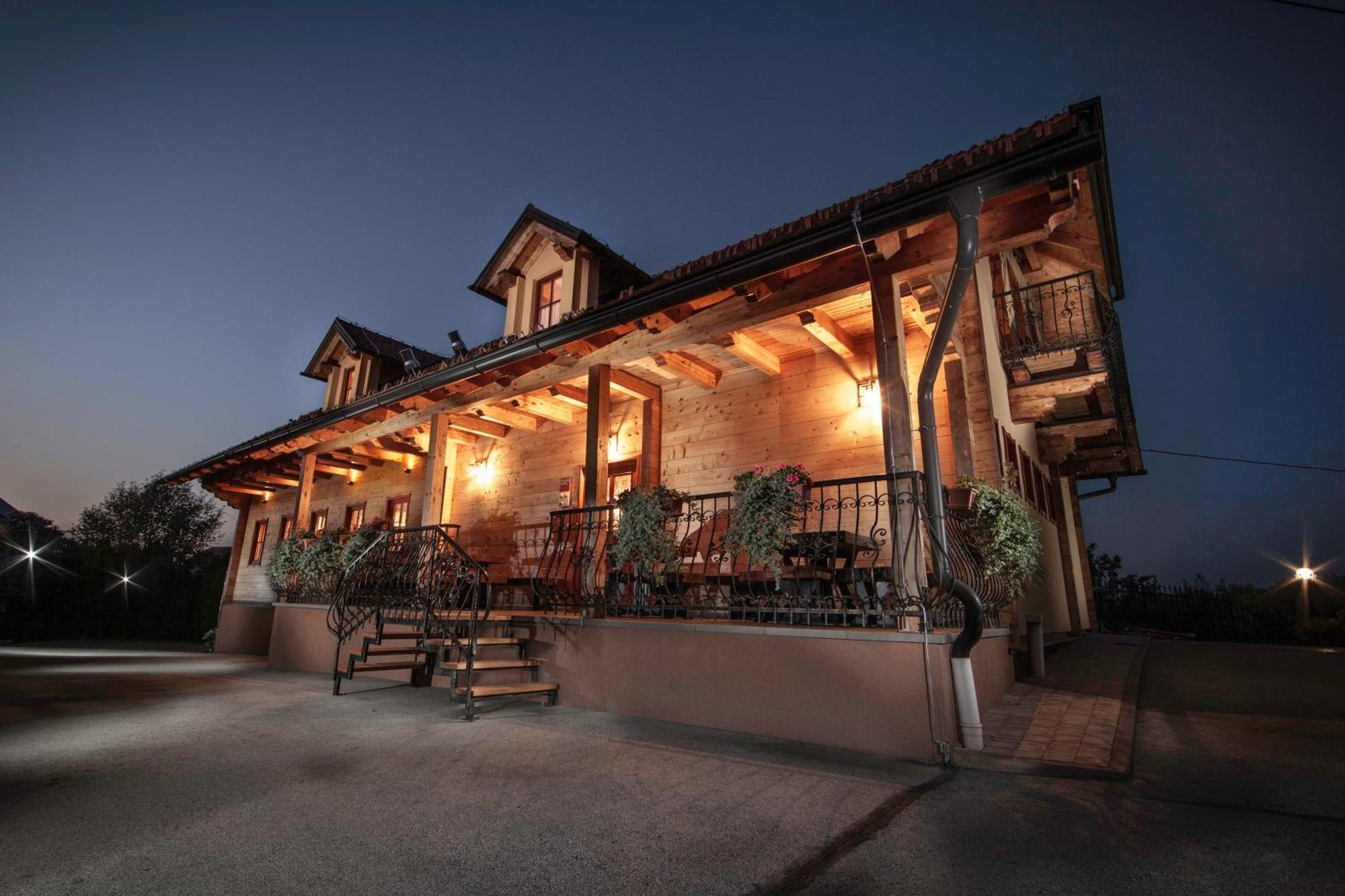Bed and Breakfast Wine & Tourism Bracko Spodnji Jakobski Dol Esterno foto
